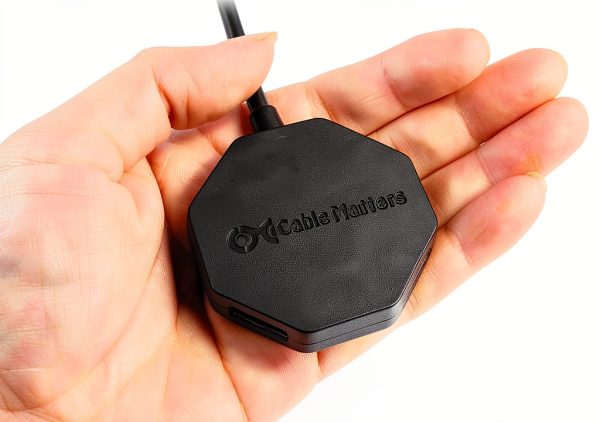 Cable Matters Ultra-Mini 4-Port USB 3.0 Hub Model 202045-BLK Black-3